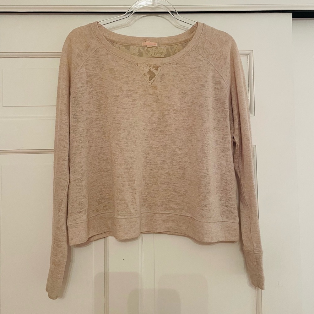 Victorias Secret: lightweight sweater